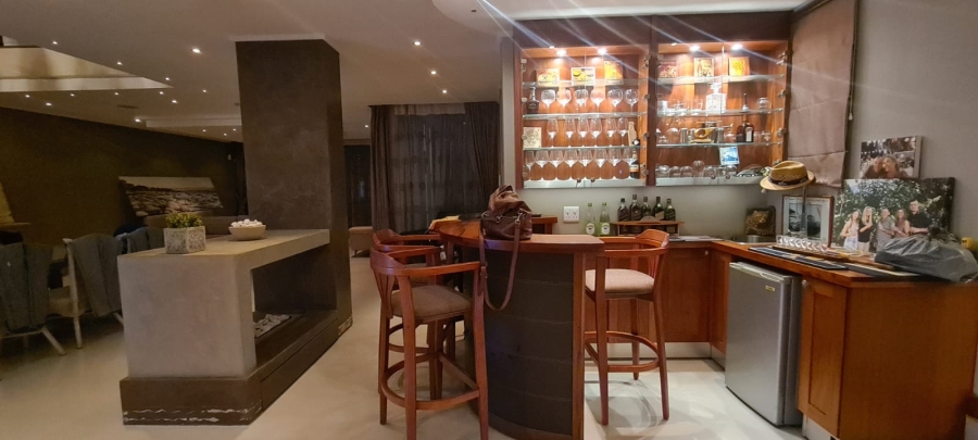 5 Bedroom Property for Sale in Gonubie Eastern Cape